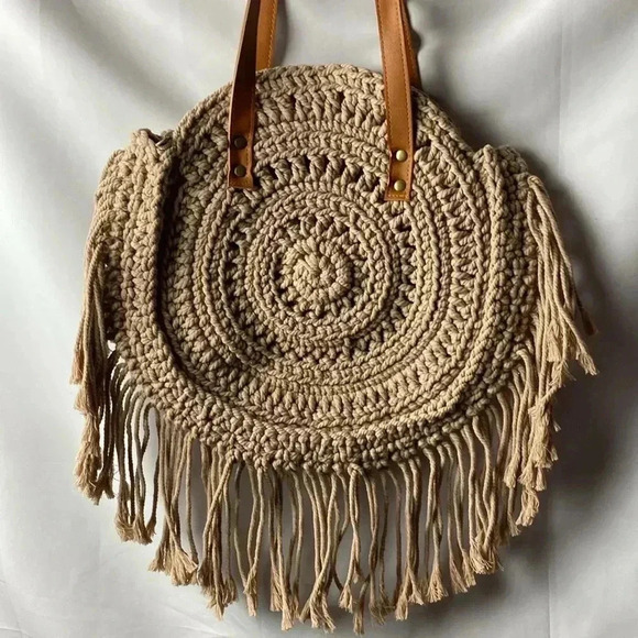 UNBRANDED MACRAMÉ PURSE DOUBLE STRAP VEGAN LEATHER STRAPS FRINGE CLEAN - Picture 6 of 10